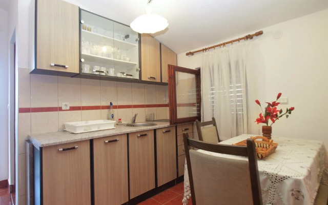 Apartment 1665