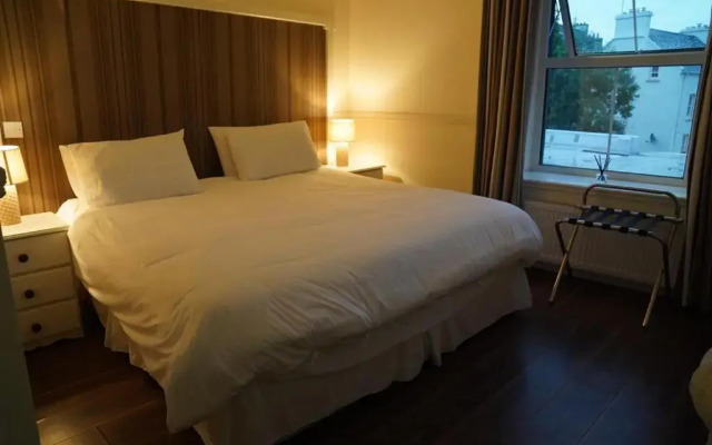 The Fleet Inn Guesthouse & Restaurant