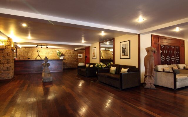 Amanjaya Pancam Suites Hotel