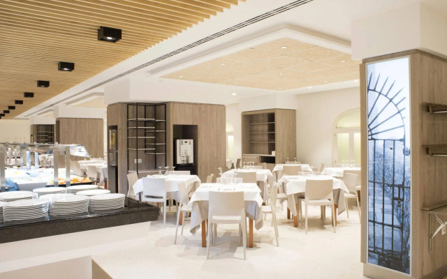 Aparthotel Acualandia