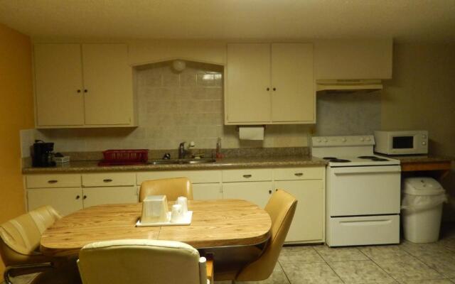 Pearsall Executive Inn