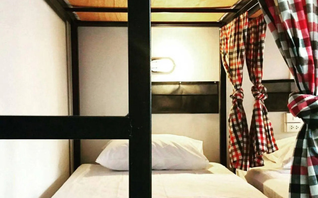 Puck Hostel : พัก โฮสเทล