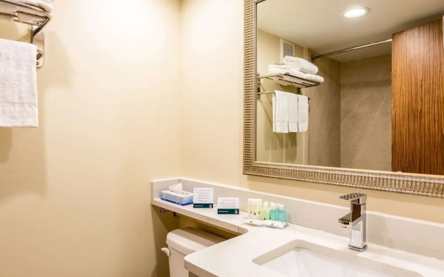 Quality Inn Central