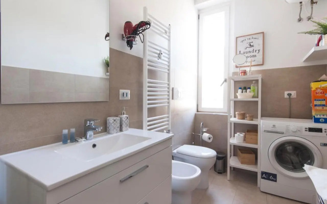 Youhosty - Algardi 5