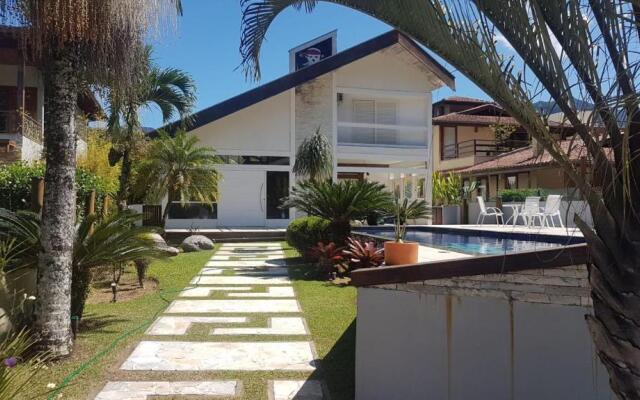 Linda Casa Alto Padrão - Ubatuba Sp