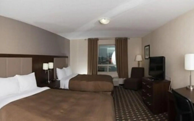 Carlyle Western Star Inn & Suites