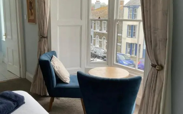 No.52 Bed & Breakfast