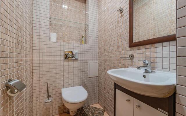 Crown39 (Crown39) on 116 Gaidar Street