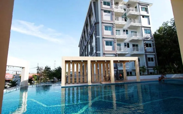 The Contrast Condo