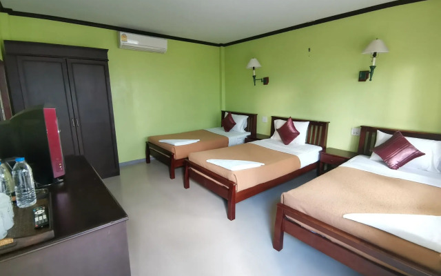 Me Mee Place & Tour Krabi