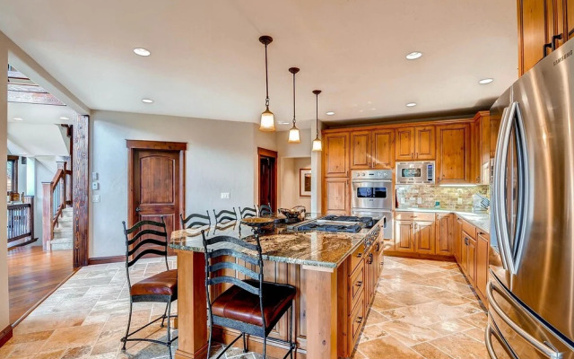 White Cloud Home #487