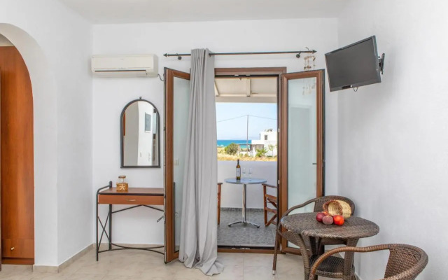 Tolakis Studios