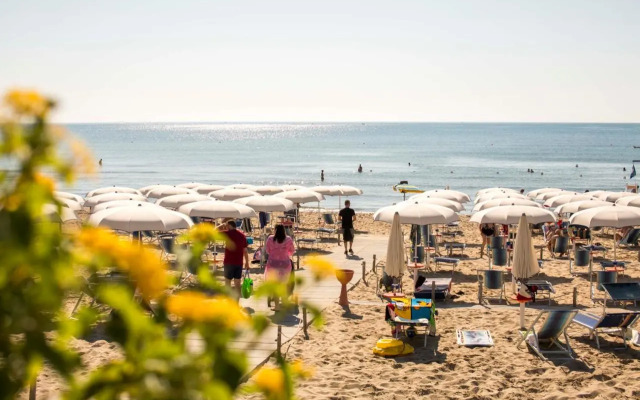 Ticho's Greenblu Hotel