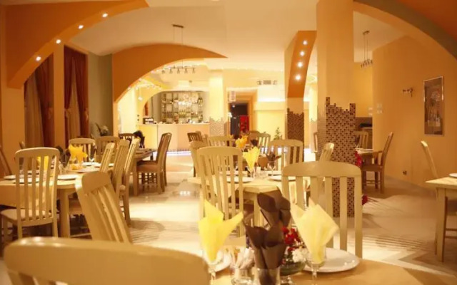 Hotel Miraj Resort and Spa