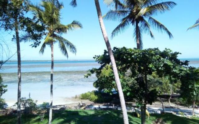 Mafia Beach Bungalows