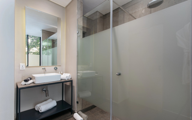 The Tree House Boutique Hotel