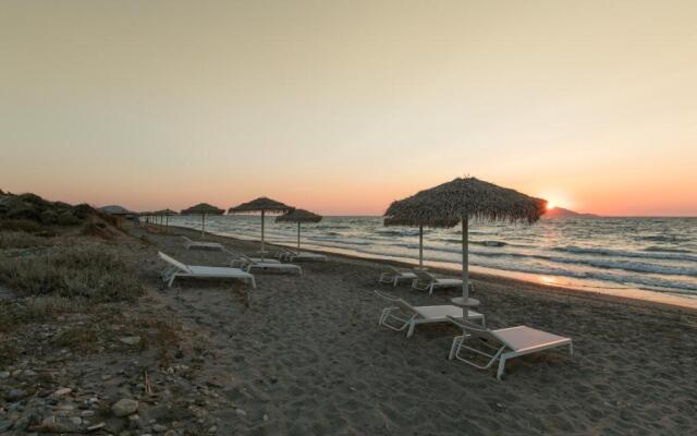 White Pearls Luxury Suites - Adults Only