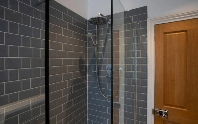 2BR - 1 5BA - Town Centre - Parking - Ambleside