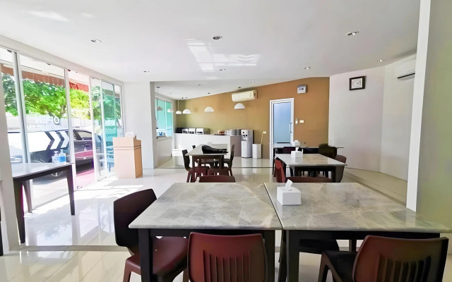 The Y Residence