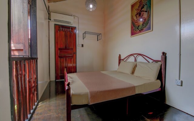 OYO HOME 90800 Rumah Pangi Homestay
