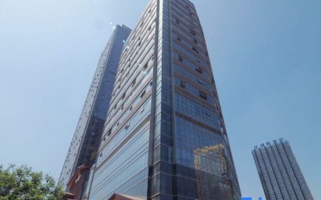 Kuanrong All-Suite Hotel (Chongqing Guanyinqiao Pedestrian Street)