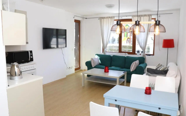 50m from Ski Piste 1 BR Apartment in Predela 2