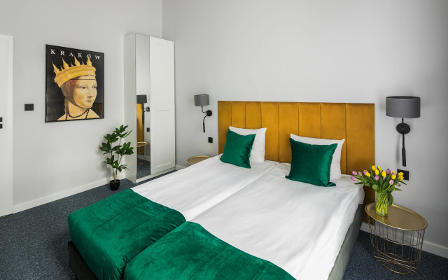 Old Town Residence BIS