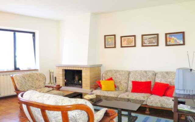 Modern Apartment near Ski Area in Traego Viggiona