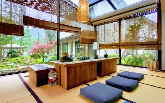 Pure Land Hotspring Resort