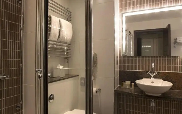 Rookery Hall Hotel