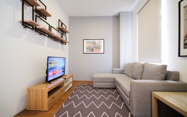 Wonderful 2Br Combine At Bale Hinggil Apartment