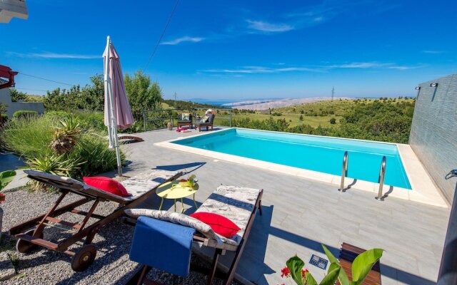 Awesome Home in Senj With Wifi and 2 Bedrooms