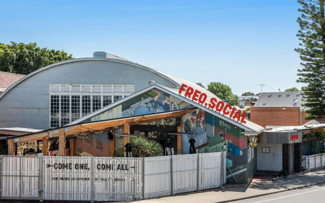 The Leonardo has 180 degree ocean views