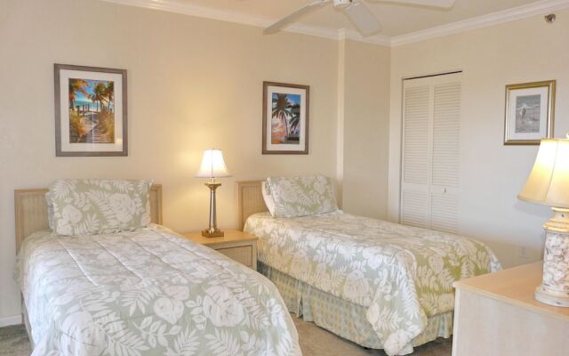 Beachfront Condo With Huge Views/pools/tennis/grills