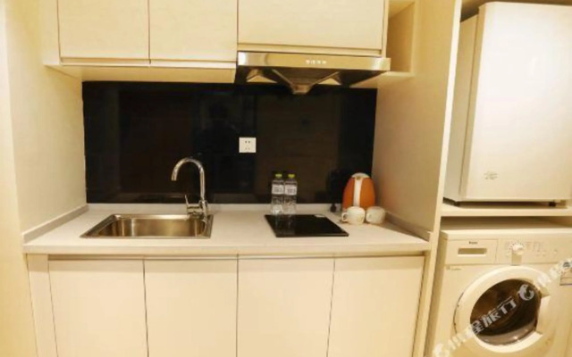 Qingdao Sihai Jiuzhou Hotel (Wuyue Plaza pengpaidao store)