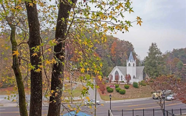 The Gatehouse 305 by RedAwning