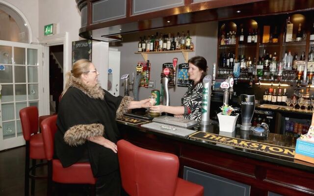 Beechwood Close Hotel