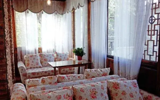 Lixian Shuiyunjian Hotel(Taoping Qiangzhai Branch)