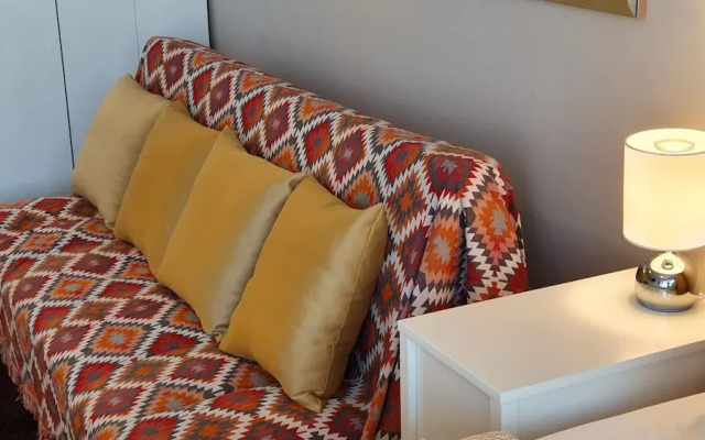 Cozy Apt in the Heart of Athens 8-1