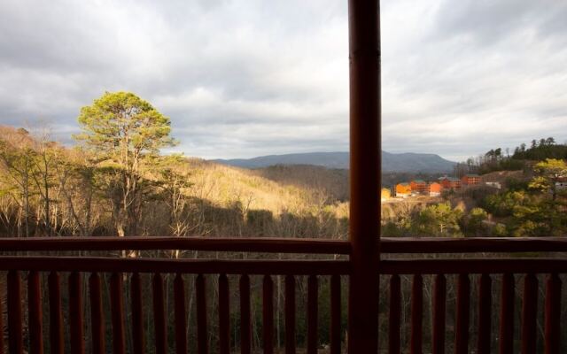 .lookout Lodge 6 Bedroom Cabin