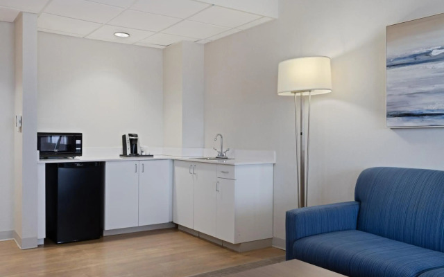 Holiday Inn Express Hauppauge by IHG