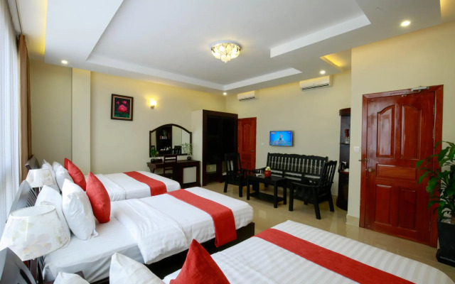 Chheng Residence