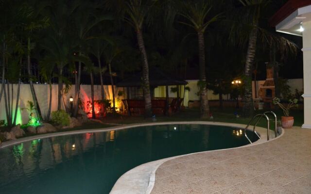 Kim Beatriz Compound