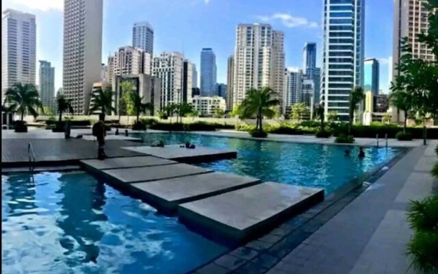 PH Condos at Jazz Residences