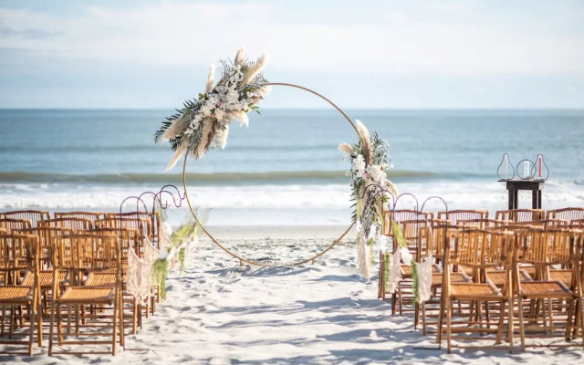 Holiday Inn Oceanfront @ Surfside Beach