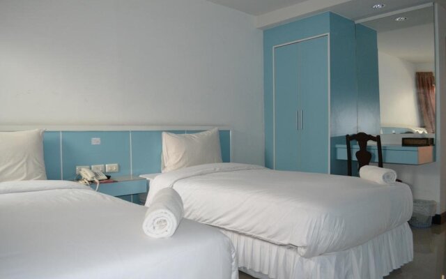 Romantic Hotel