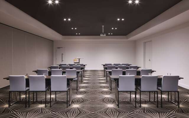 Atura Dandenong