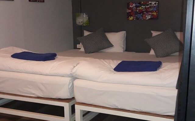 Aonang Bedboxx