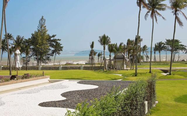 Novotel Chumphon Beach Resort & Golf