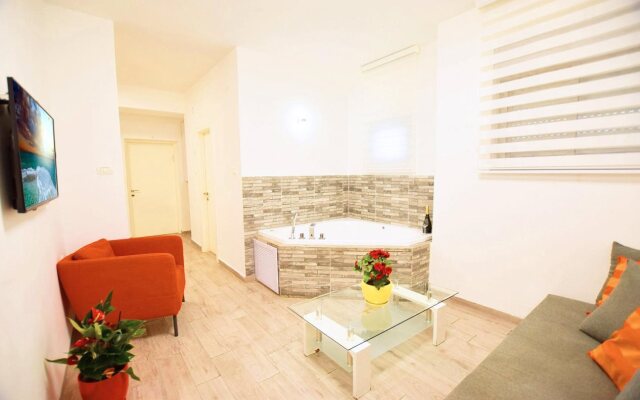 Rothschild 1929 Luxury Apartments Hotel